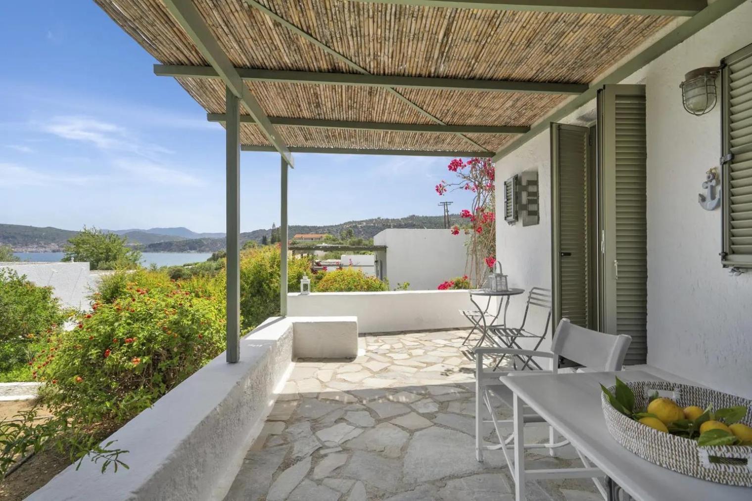 Niriides Resort 伊西翁 外观 照片