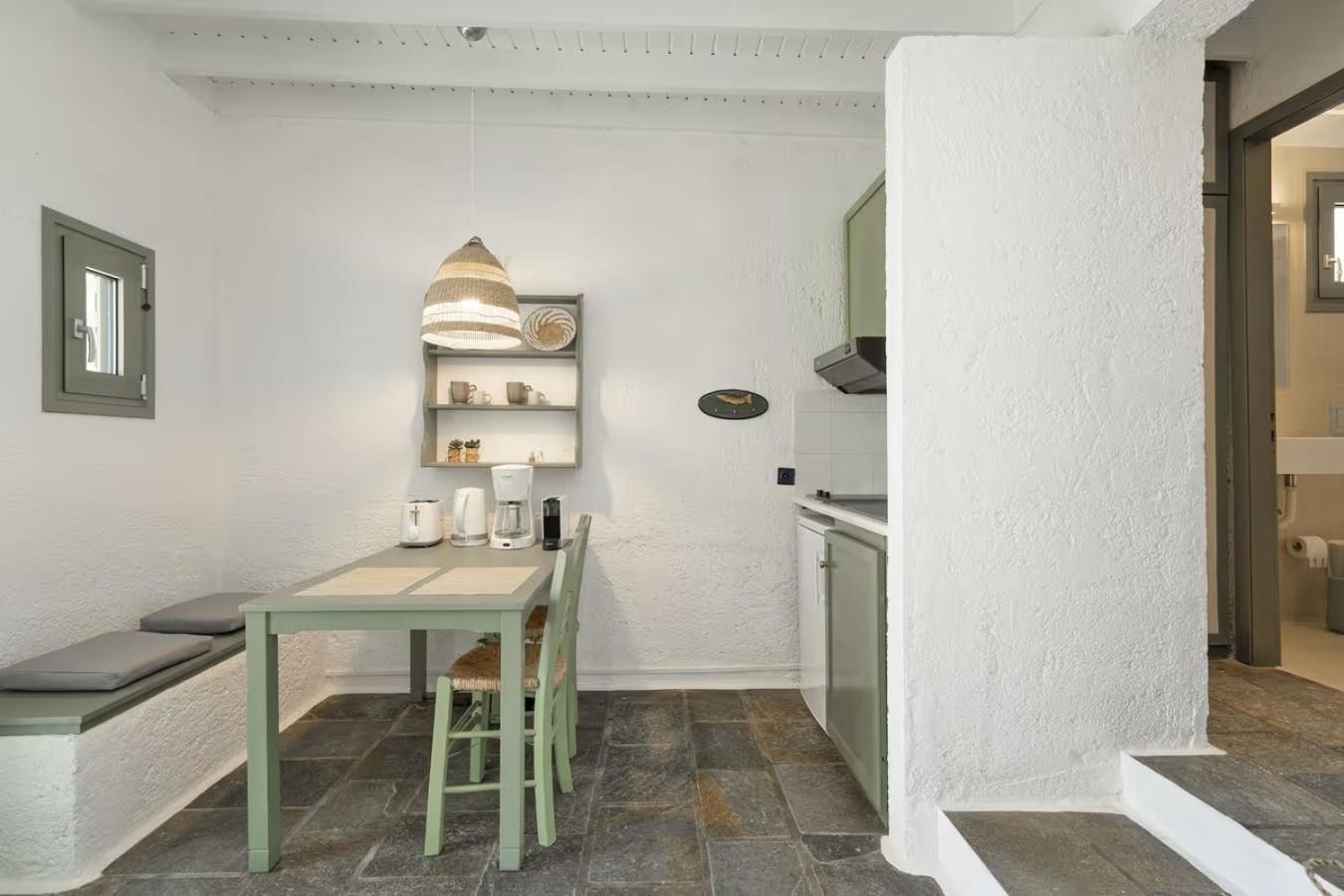 Niriides Resort 伊西翁 外观 照片