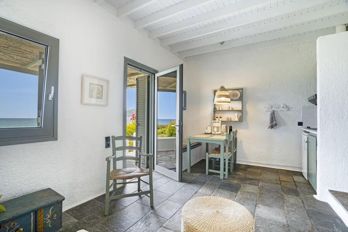 Niriides Resort 伊西翁 外观 照片