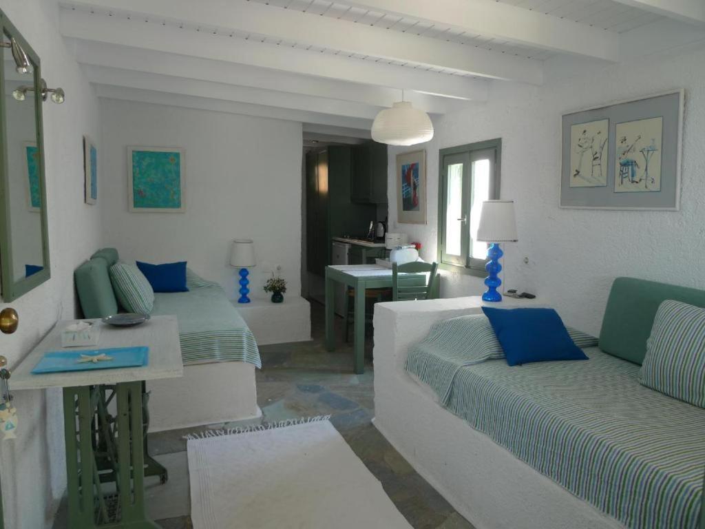 Niriides Resort 伊西翁 客房 照片